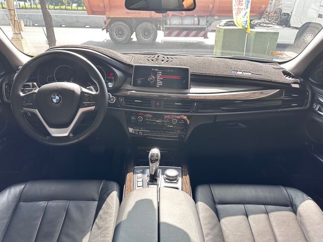 BMW寶馬 X5  第10張相片