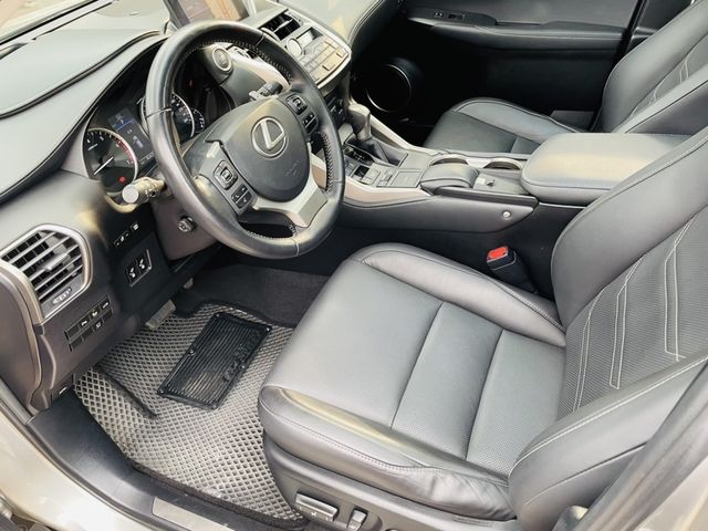 LEXUS凌志 NX200T  第9張相片