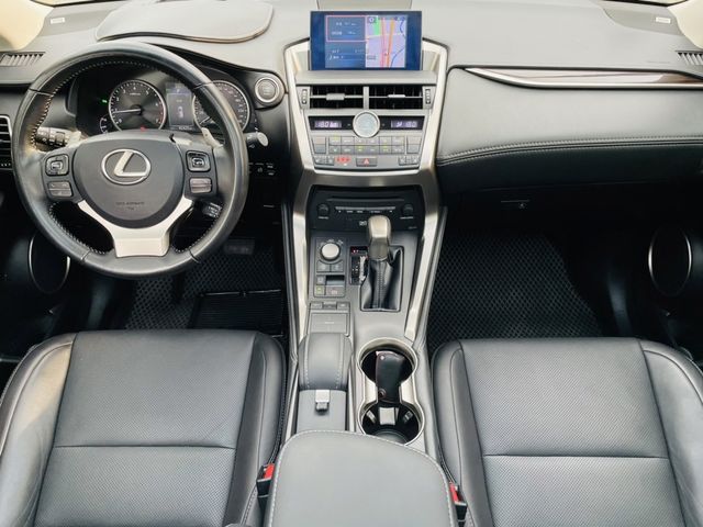 LEXUS凌志 NX200T  第10張相片