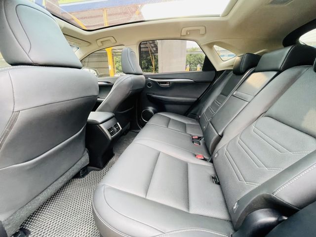 LEXUS凌志 NX200T  第11張相片