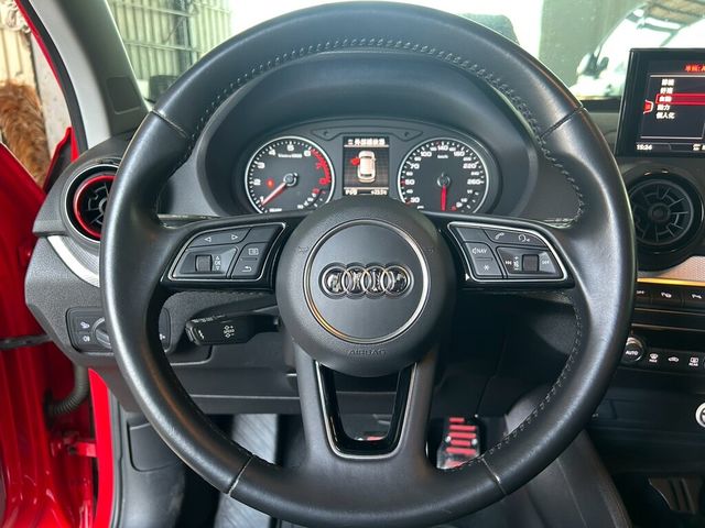 AUDI奧迪 Q2 35 TFSI  第3張相片
