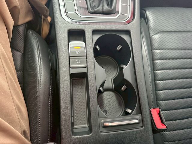 VOLKSWAGEN福斯 PASSAT  第10張相片