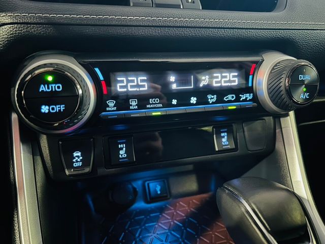 TOYOTA豐田 RAV4  第5張相片