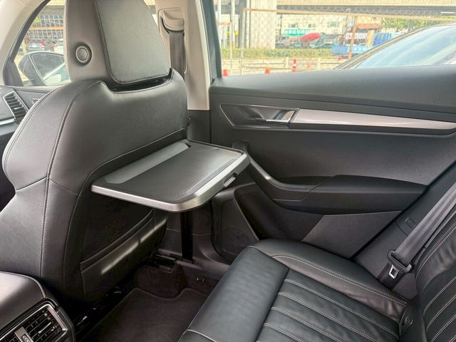 SKODA司科達 KAROQ  第13張相片