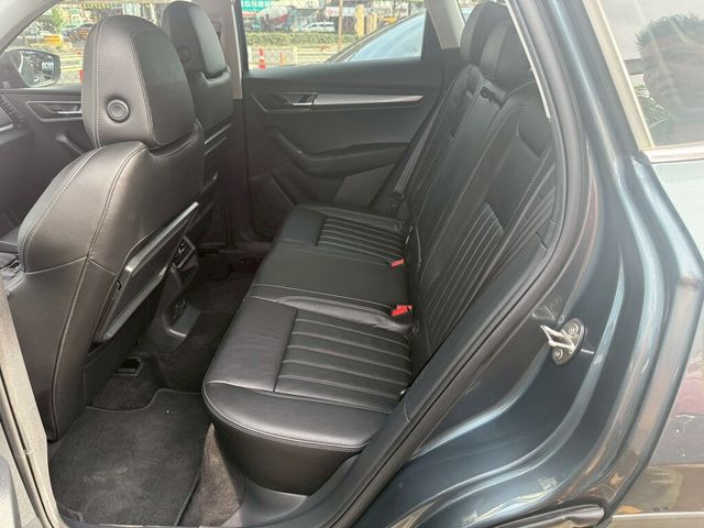 SKODA司科達 KAROQ  第14張相片