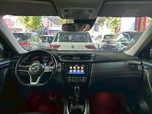 NISSAN日產 X-TRAIL  第13張相片