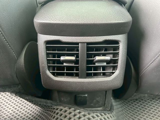 FORD福特 MONDEO  第13張相片