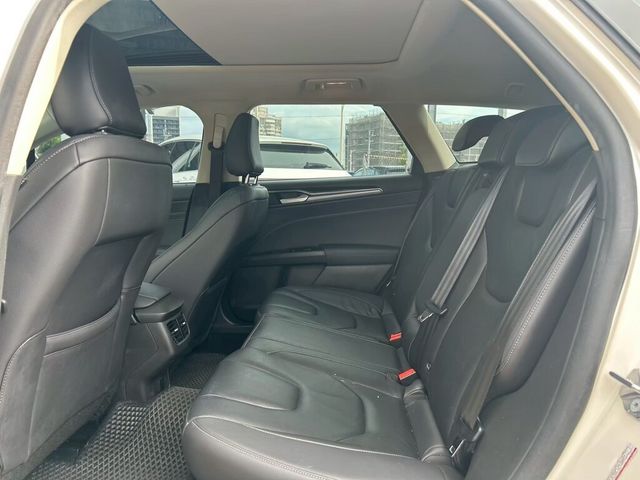 FORD福特 MONDEO  第14張相片