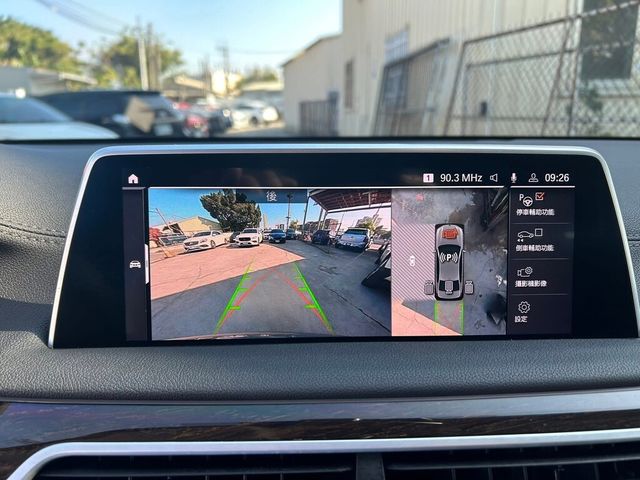 BMW寶馬 730  第8張相片