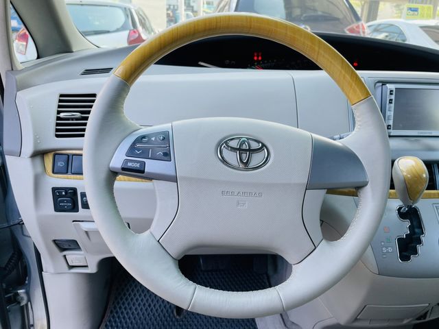 TOYOTA豐田 PREVIA  第4張相片