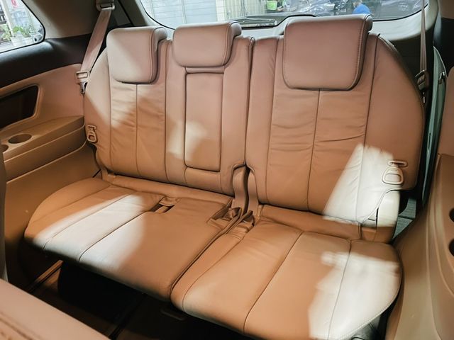 TOYOTA豐田 PREVIA  第8張相片