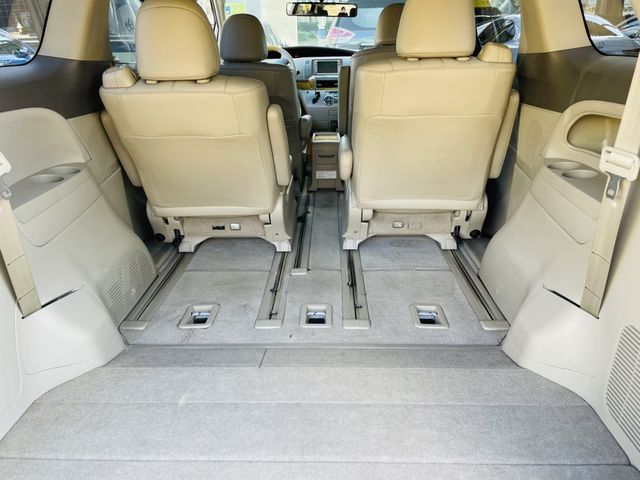 TOYOTA豐田 PREVIA  第10張相片