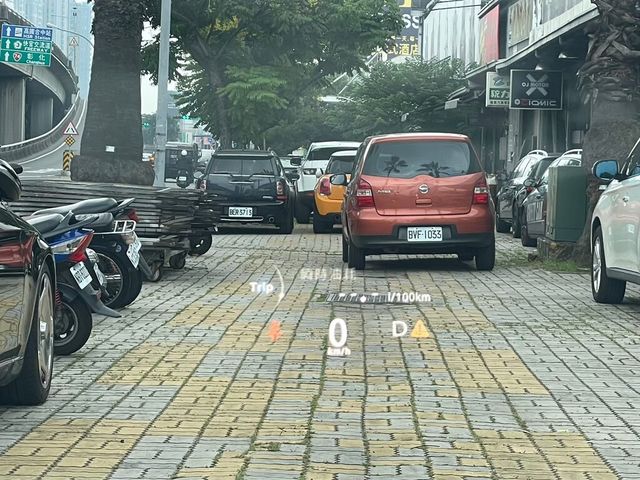 LUXGEN納智捷 URX  第4張相片