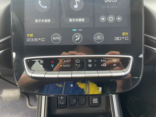 LUXGEN納智捷 URX  第8張相片