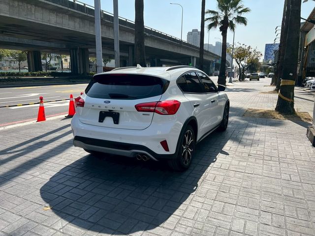 FORD福特 FOCUS ACTIVE  第16張相片