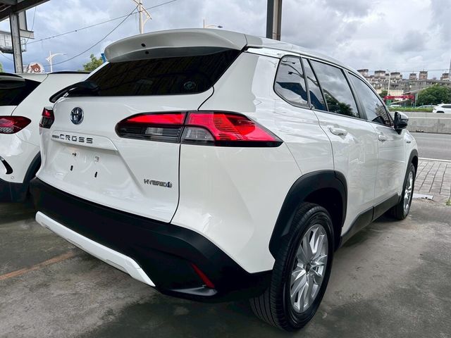 TOYOTA豐田 COROLLA CROSS HYBRID  第12張相片