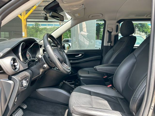 M-BENZ賓士 V250 D  第7張相片