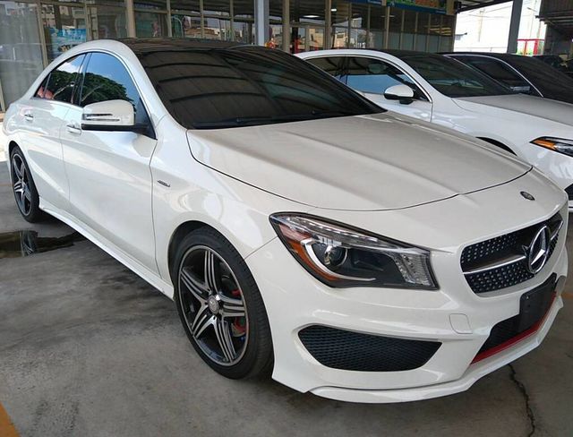 M-BENZ賓士 CLA250  第2張相片