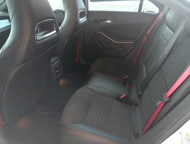 M-BENZ賓士 CLA250  第7張相片