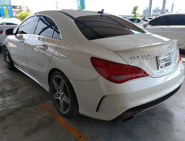 M-BENZ賓士 CLA250  第9張相片