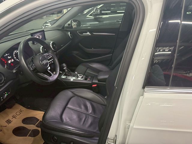 AUDI奧迪 A3  第13張相片