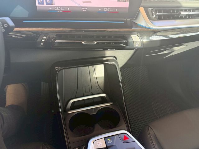 BMW寶馬 220I  第13張相片