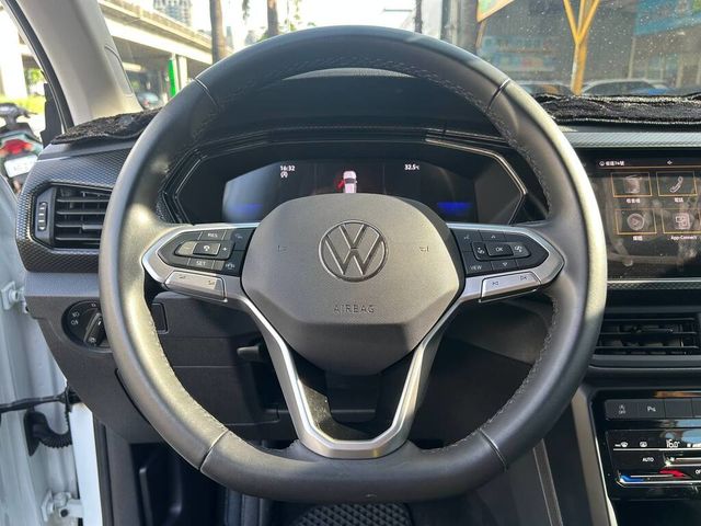 VOLKSWAGEN福斯 T-CROSS  第6張相片