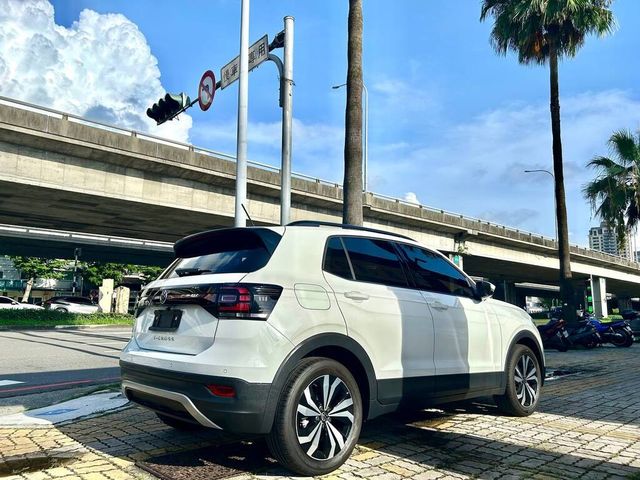 VOLKSWAGEN福斯 T-CROSS  第18張相片