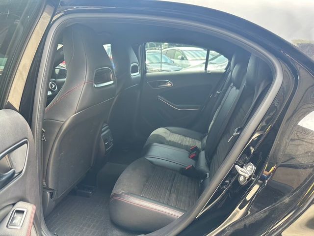 M-BENZ賓士 A180  第10張相片