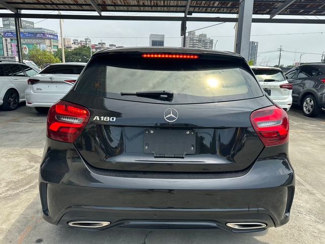 M-BENZ賓士 A180  第12張相片