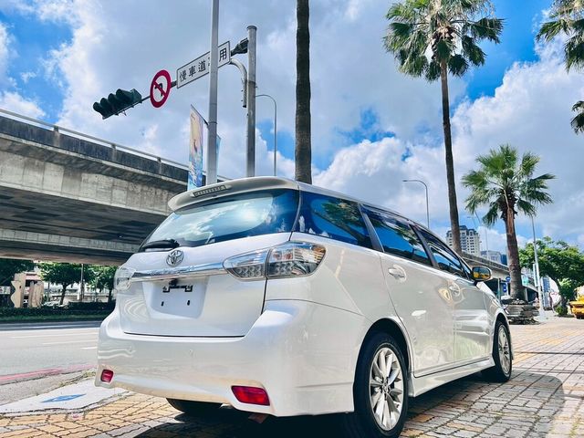 TOYOTA豐田 WISH  第14張相片