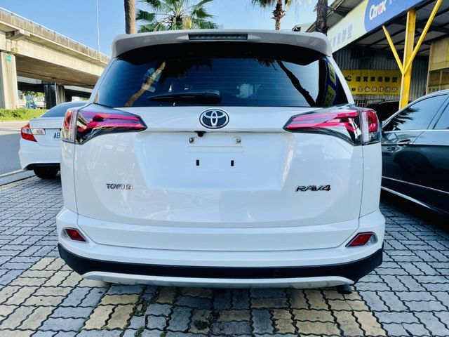TOYOTA豐田 RAV4  第12張相片
