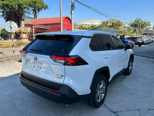 TOYOTA豐田 RAV4  第16張相片