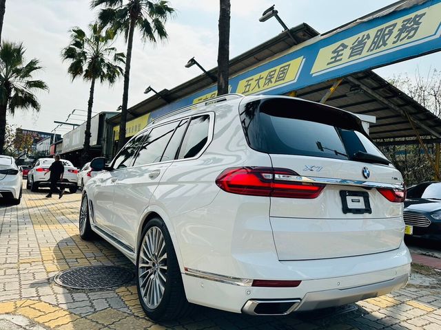 BMW寶馬 X7 XDRIVE40I  第2張相片
