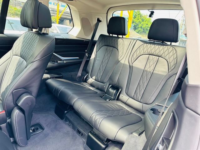 BMW寶馬 X7 XDRIVE40I  第7張相片