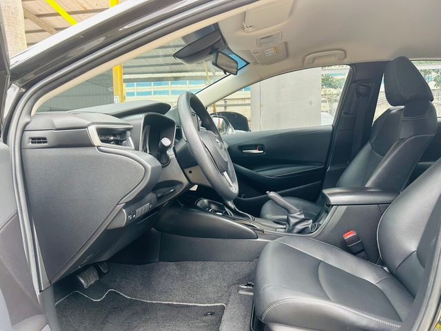 TOYOTA豐田 ALTIS  第6張相片