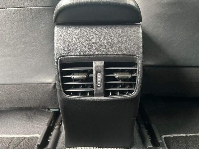 TOYOTA豐田 ALTIS  第8張相片