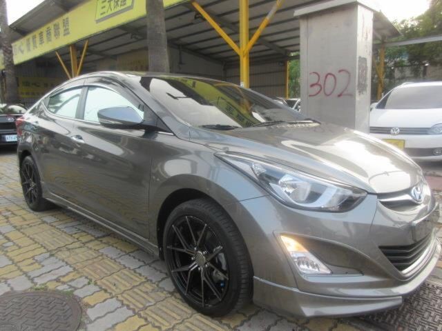 HYUNDAI現代 ELANTRA  第1張相片