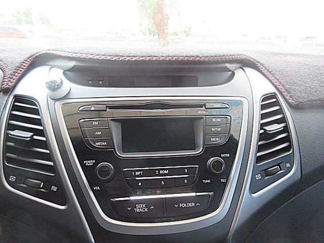 HYUNDAI現代 ELANTRA  第5張相片