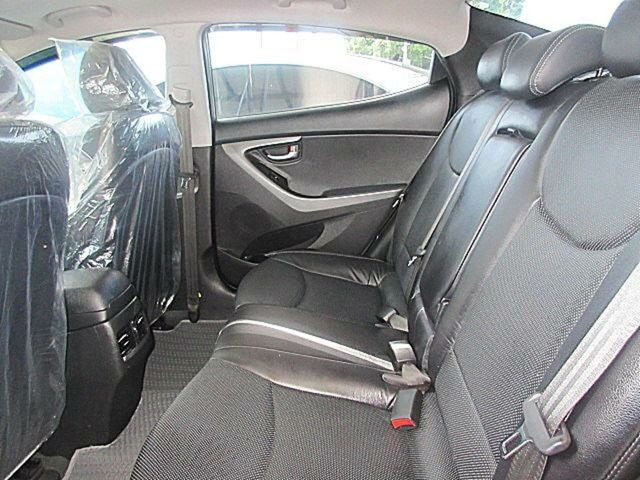 HYUNDAI現代 ELANTRA  第8張相片