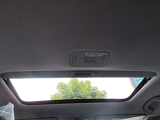 HYUNDAI現代 ELANTRA  第9張相片