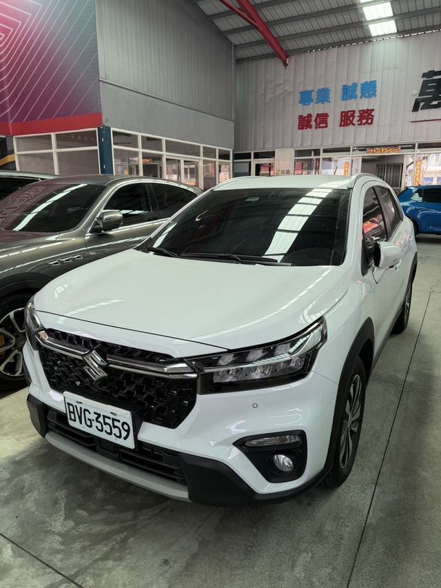 SUZUKI鈴木 SX4  第1張相片