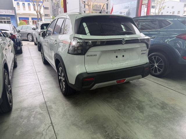 SUZUKI鈴木 SX4  第5張相片