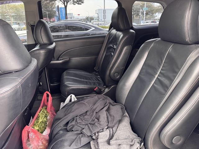 TOYOTA豐田 PREVIA  第5張相片