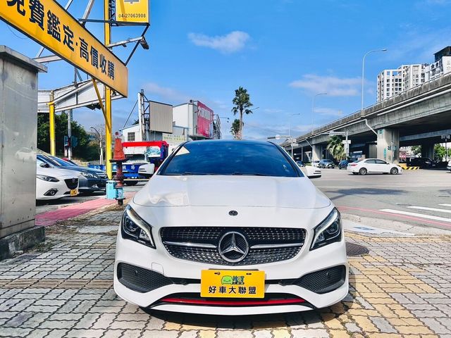M-BENZ賓士 CLA250  第2張相片