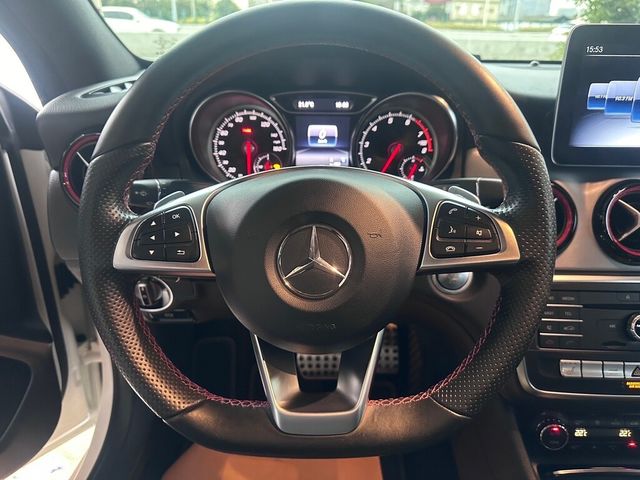 M-BENZ賓士 CLA250  第4張相片