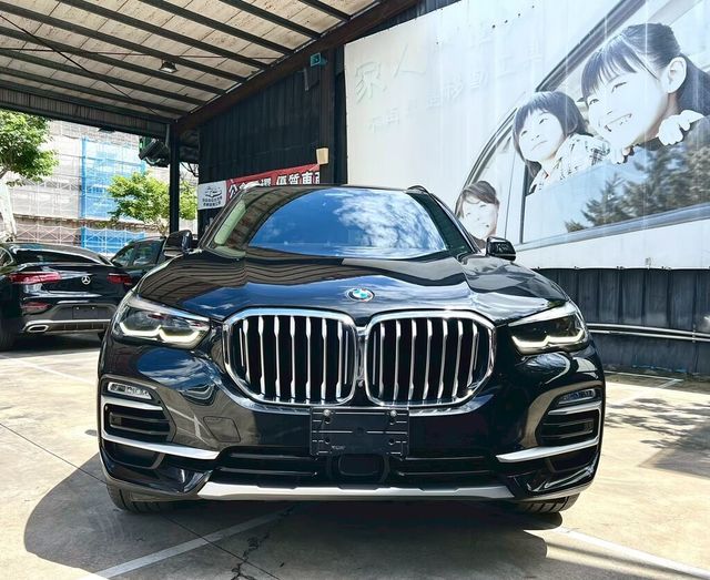 BMW寶馬 X5 XRDIVE40I  第2張相片