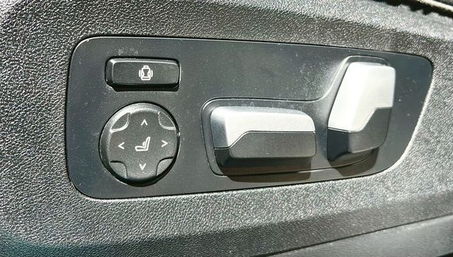 BMW寶馬 X5 XRDIVE40I  第12張相片