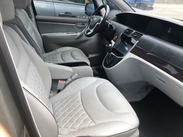 LUXGEN納智捷 7 MPV  第4張相片