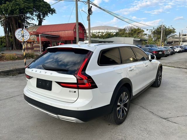 VOLVO富豪 V90 CROSS COUNTRY  第18張相片